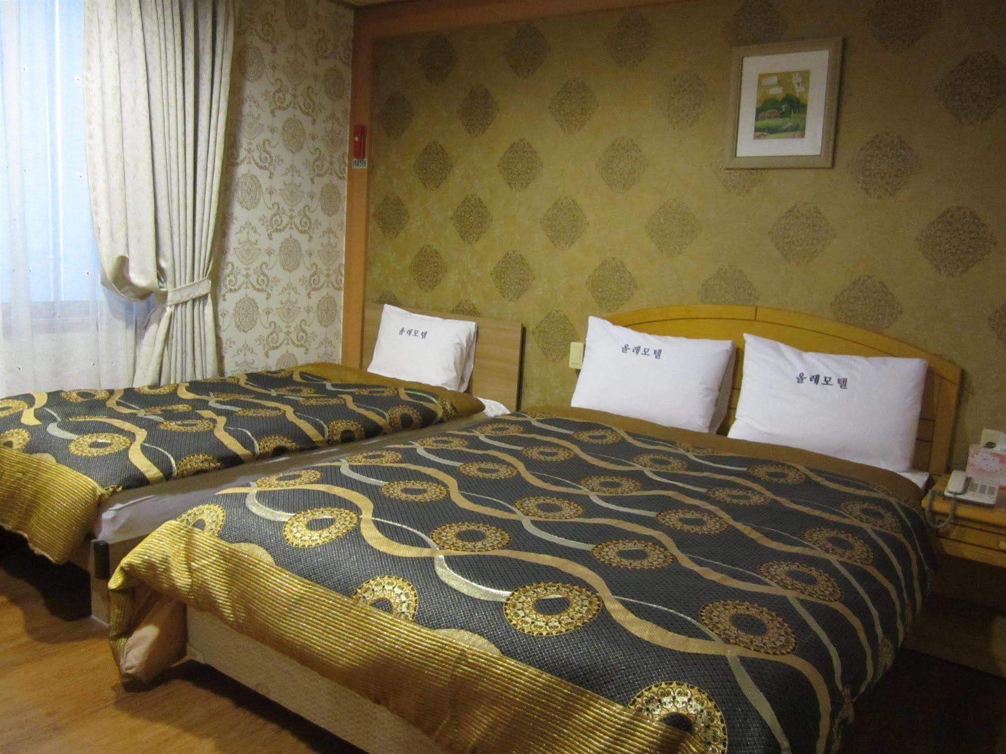 Jeju Olleh Hotel Buitenkant foto