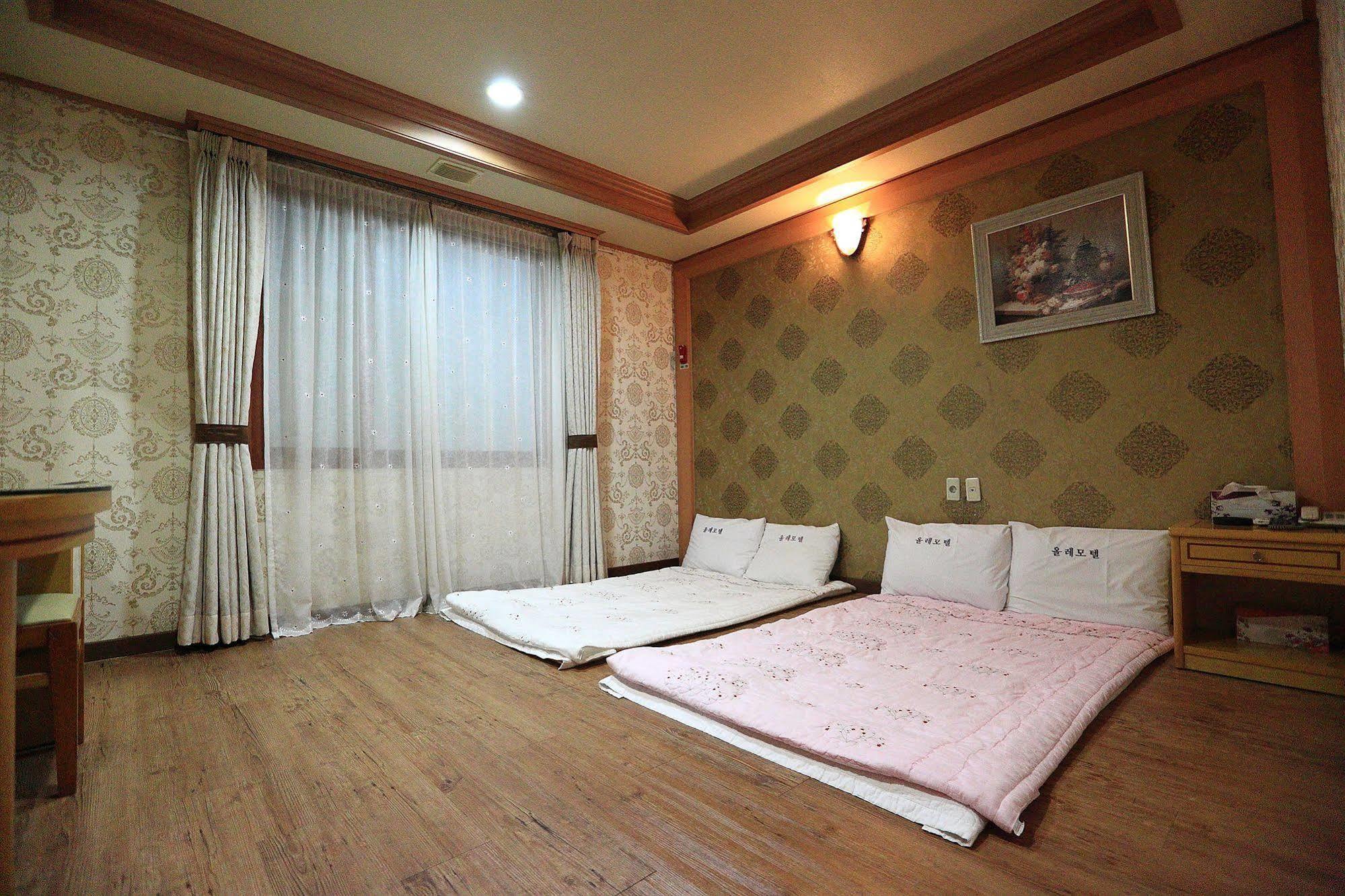 Jeju Olleh Hotel Buitenkant foto