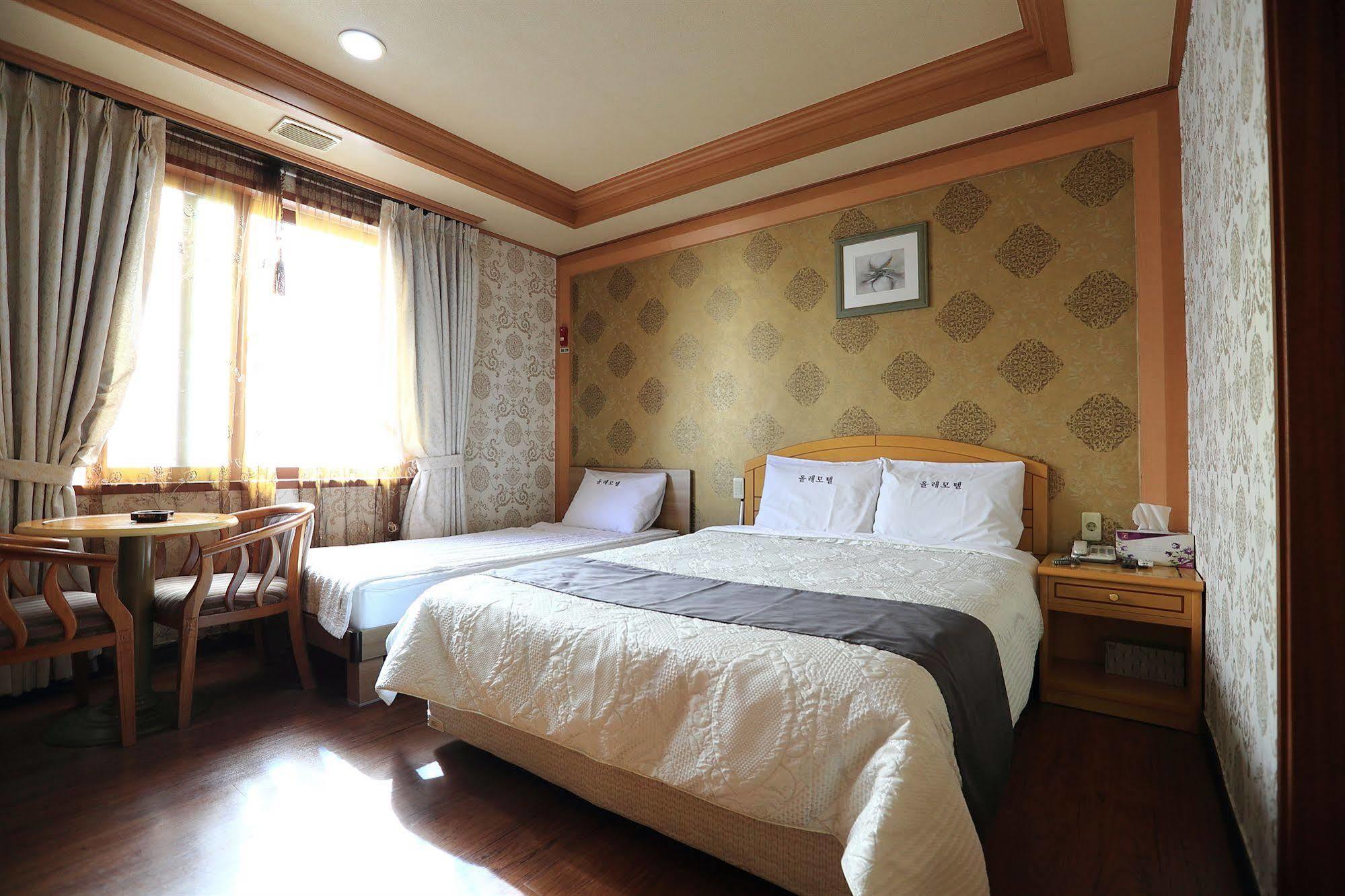 Jeju Olleh Hotel Buitenkant foto